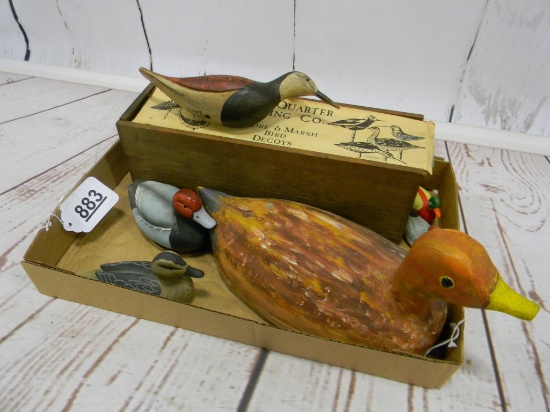 SWAN QUATER CARVING COMPANY DECOY AND 5 CARVED