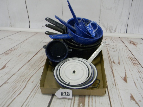 FLAT OF GRANITEWARE ENAMELWARE DISHES