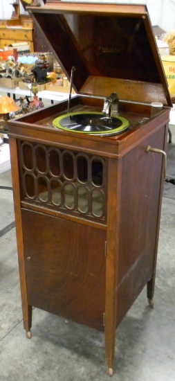 DULCITON PHONOGRAPH