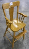 ANTIQUE WOOD YOUTH CHAIR
