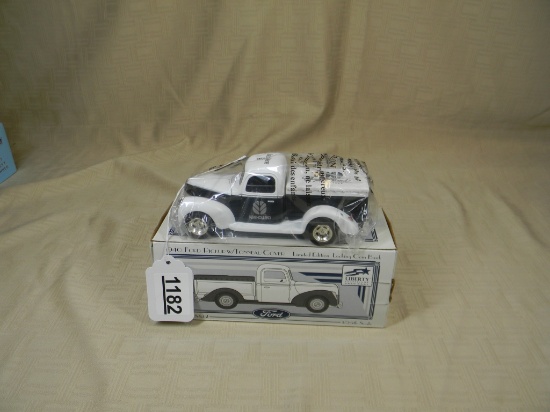 1940 FORD PICKUP WITH TONNEAU COVER LOCKING COIN