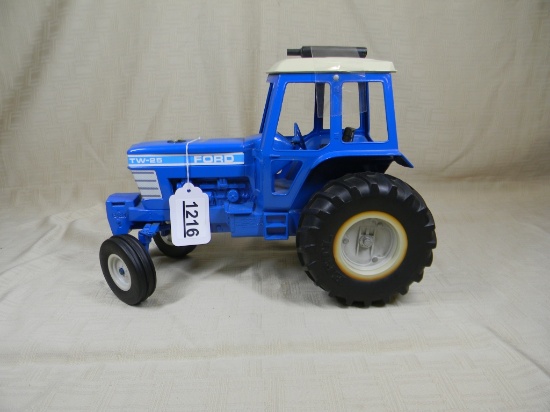 FORD TW-25 TRACTOR