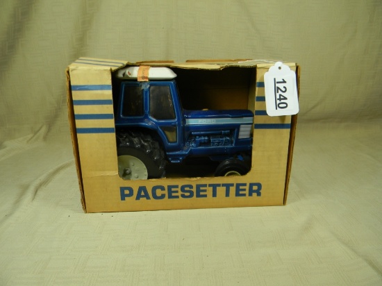 PACESETTER FORD TRACTOR DECANTER