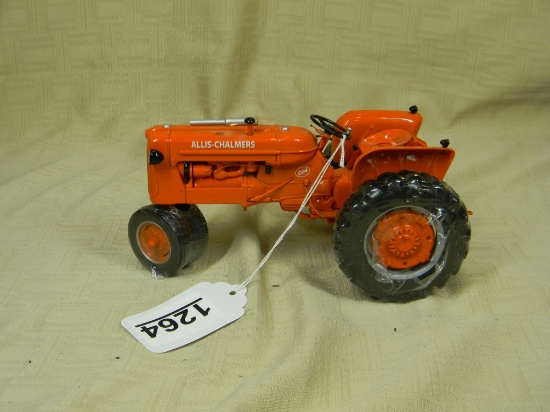 ALLIS CHALMERS WD 14 TRACTOR