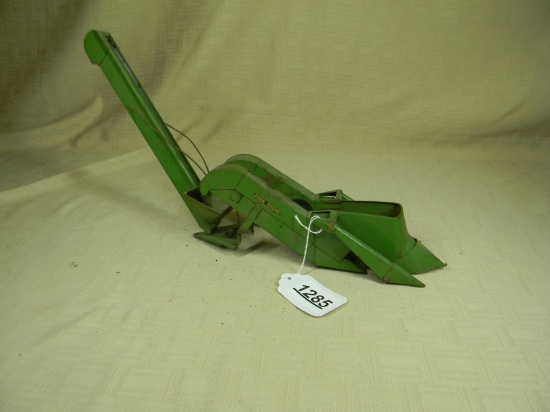 JOHN DEERE MOUNTED 2 ROW PICKER