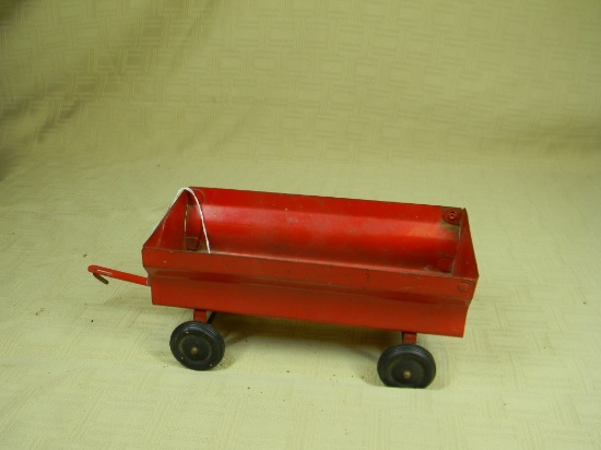 ERTL FLARE BOX WAGON