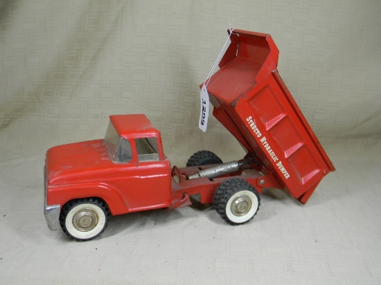 STRUCTO HYD DUMP TRUCK