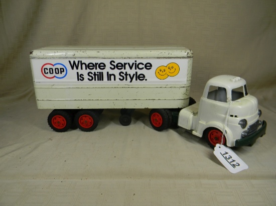 WYANDOTTE TRUCK AND TRAILER