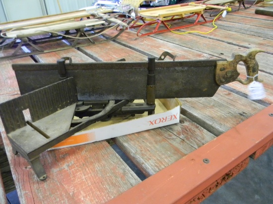 MITRE SAW