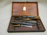 CARPENTER WOOD CHISELS IN WOODEN CASE