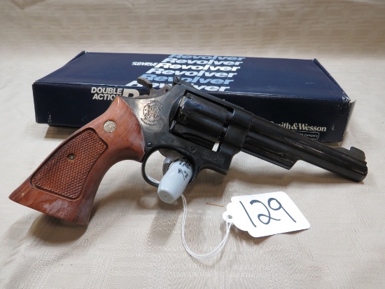 SMITH & WESSON