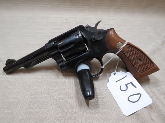 SMITH & WESSON