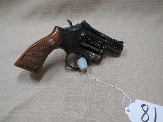 SMITH & WESSON