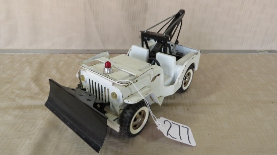 TONKA JEEP WRECKER W/ BLADE