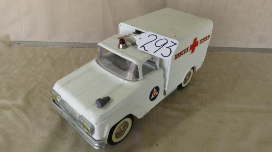 1961 TONKA RESCUE SQUAD WITH LADDER