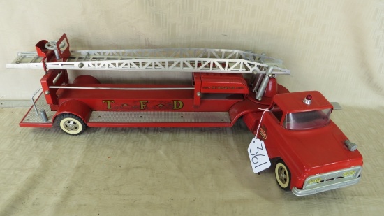 1962 TONKA FIRE DEPT LADDER TRUCK