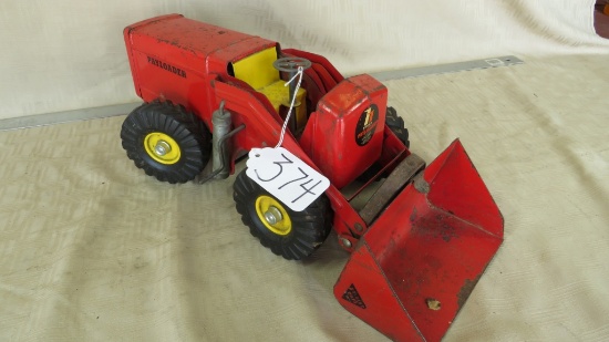 NYLIN HOUGH PAYLOADER