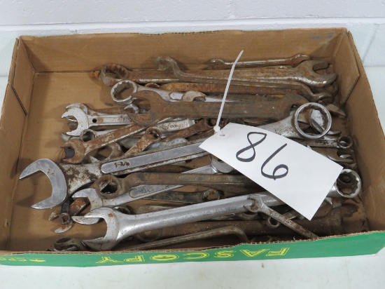 FLAT OF MISC WRENCHES