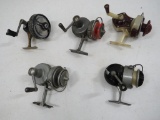 6 VINTAGE FISHING REELS