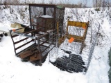 Cages D'acier assortis/  Assorted steel cages