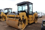 2016 CAT CB68B Vibratory Roller, S/N: CATCB68BAC680012, 4,617 Hour, Tandem Vibratory Roller Compacto