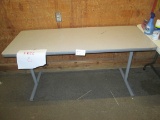 Heavy Display Table