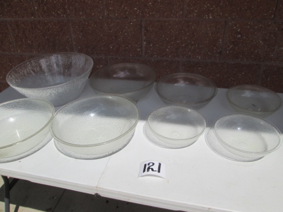 8 Cambro Bowls