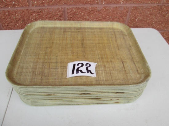 17 Serving Trays