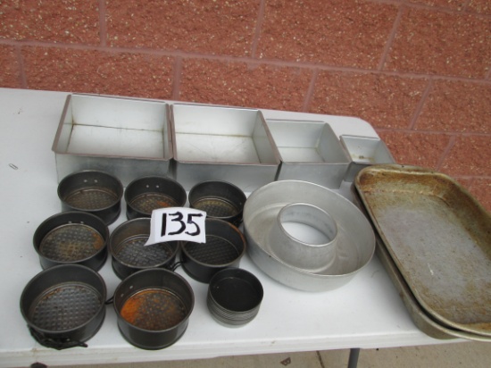 Baking Pan Assortment