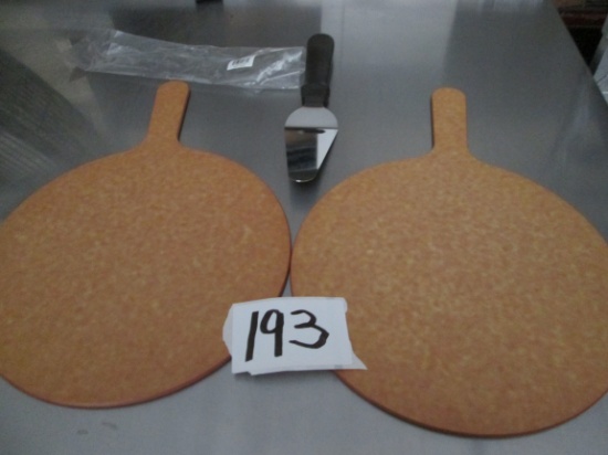 2 New 11" Wood Pizza Peels, 1 New Server