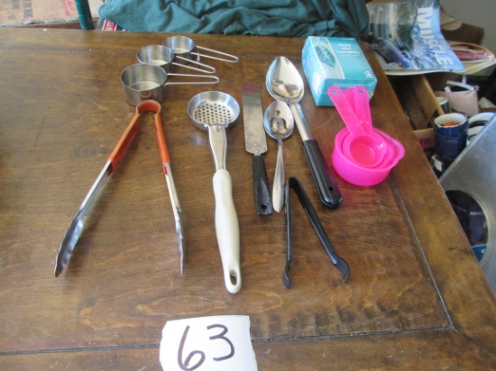 Kitchen Items Assortment
