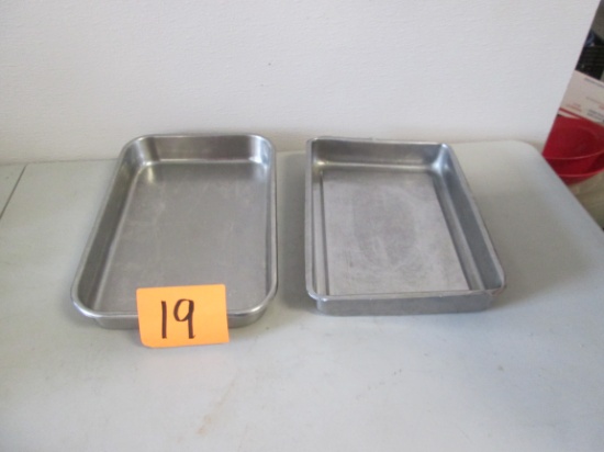 2 Stainless Steel Baking Pans