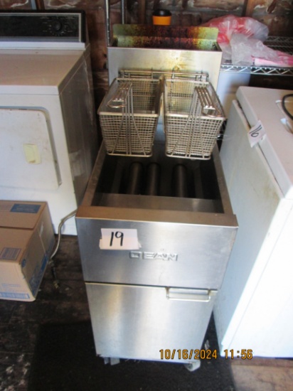 Dean Natural Gas Fryer