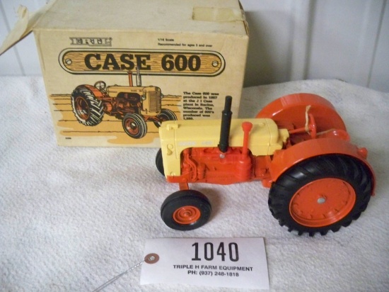 Case 600 Tractor, NIB