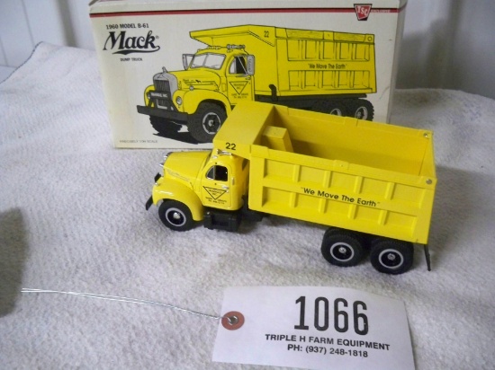 B Mack 1960 TSC Dump Truck. NIB