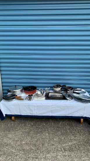 Misc pots and pans