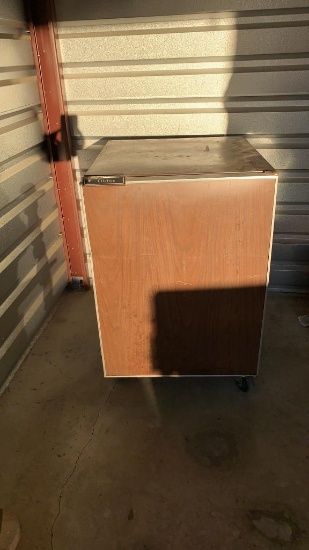 Small refrigerator