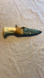 Arrowhead knife