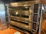 REVENT S/S 3-DECK ELECTRIC BREAD OVEN W/CASTERS MOD. 649HCU2X31311