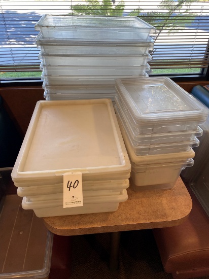 *LOT*(15)LARGE PLASTIC ASST FOOD CONTAINERS W/SOME LIDS
