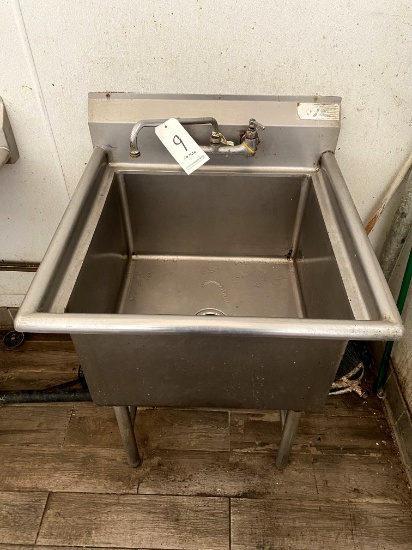 ALL S/S 30"X30" UTILITY SINK W/FAUCET