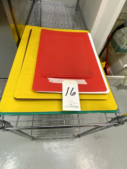 *LOT*(23)ASST COLOR-CODED POLY CUTTING BOARDS