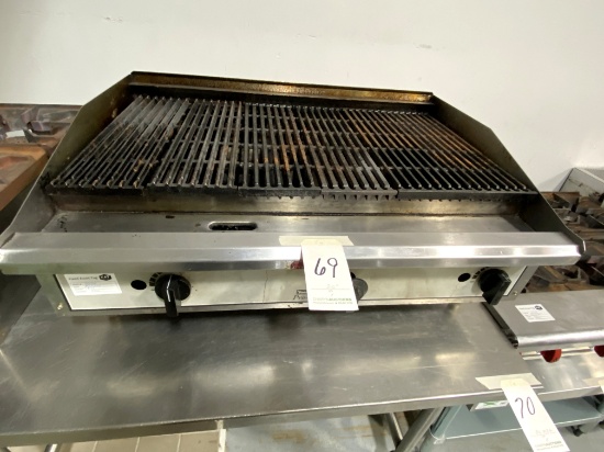 TOASTMASTER PRO SERIES S/S 36" COUNTERTOP RADIANT CHARBROILER