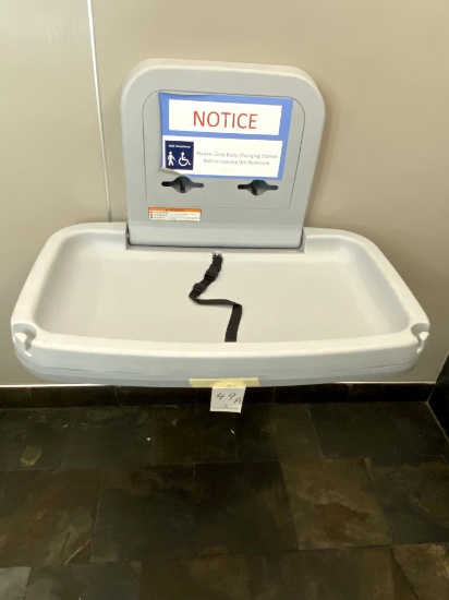 ADA WALLMOUNT DIAPER CHANGING STATION