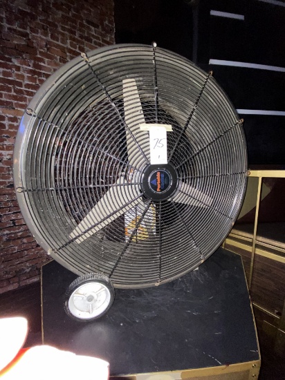 PORTABLE COOLER 40" COMMERCIAL FAN