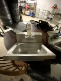 S/S WALL HAND SINK