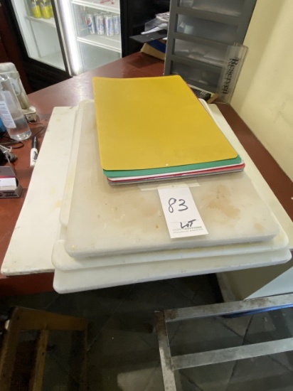 *LOT*ASST POLY CUTTING BOARDS