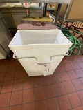 WHITE PLASTIC 3-COMPARTMENT INGREDIENT BIN W/CASTERS (MISSING LID)