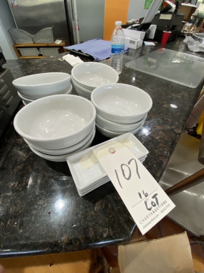 *LOT*TUXTON 5.75" BOWLS