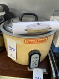 RICEMASTER INSULATED 37-CUP RICE COOKER/STEAMER